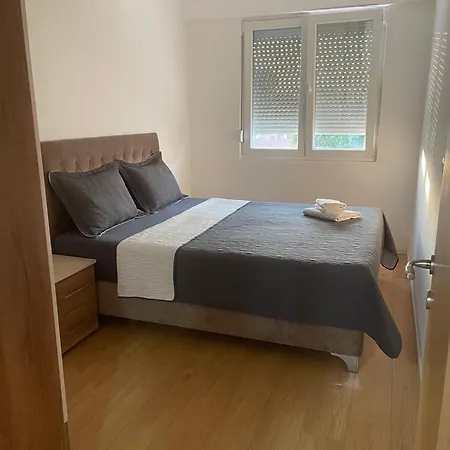 Apartment Maya
